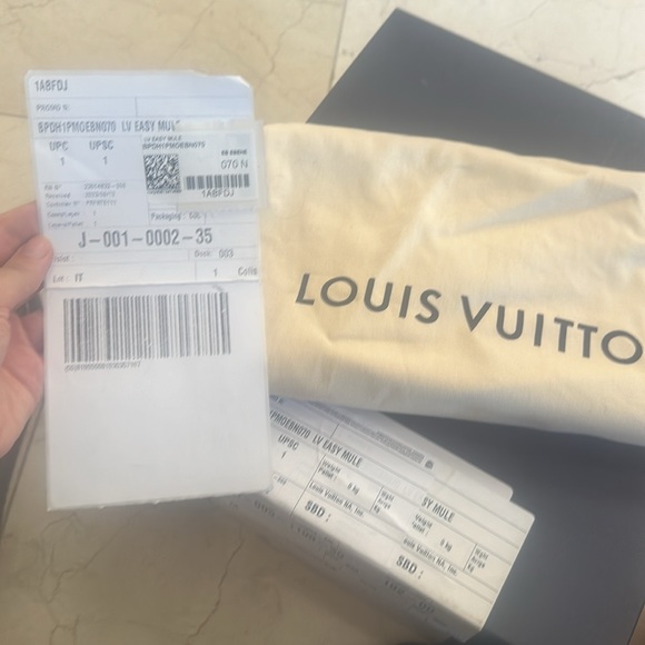 Louis Vuitton EASY MULE size 7 men, size 9 women - Picture 7 of 16